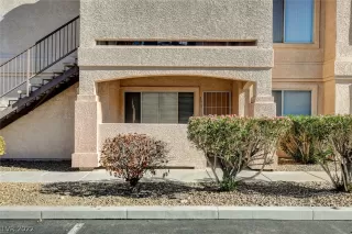 Photo #3: 2454708 Listing