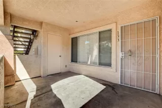 Photo #5: 2454708 Listing