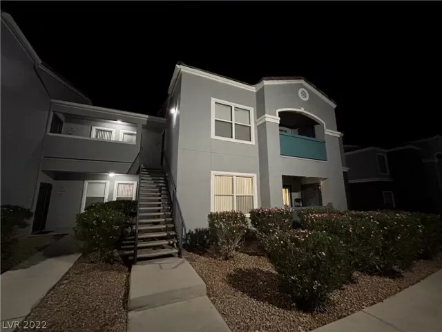 MLS: 2454721 Condo For Sale