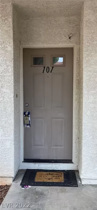 Photo #2: 2454726 Listing 