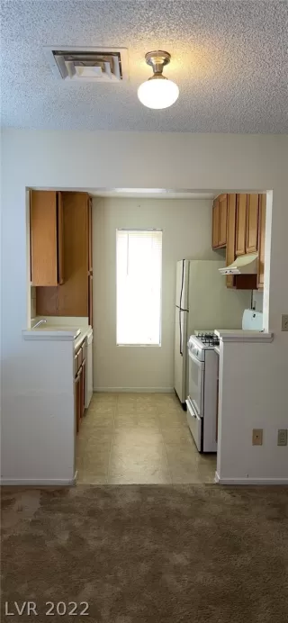 Photo #5: 2454726 Listing 