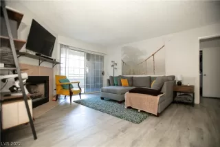 Photo #1: 2454788 Listing 