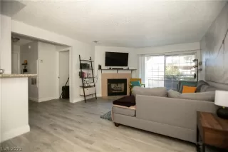 Photo #3: 2454788 Listing 