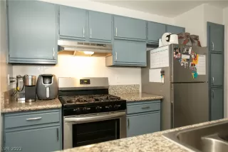 Photo #6: 2454788 Listing 