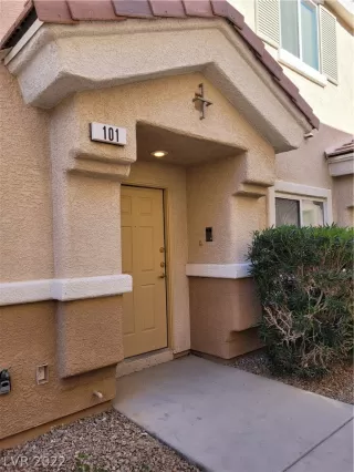 Photo #3: 2454821 Listing 