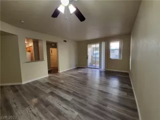 Photo #4: 2454844 Listing 