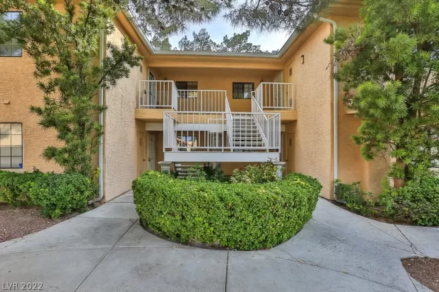 MLS: 2454859 Condo For Sale