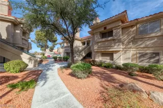 Photo #6: 2454893 Listing