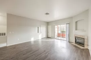 Photo #3: 2454906 Listing 