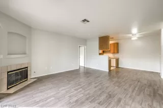 Photo #4: 2454906 Listing 