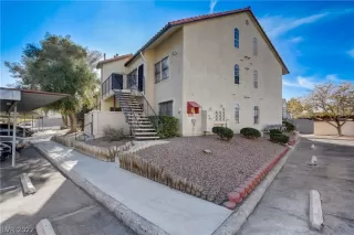 Photo #2: 2454953 Listing 