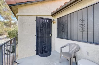 Photo #5: 2454953 Listing 