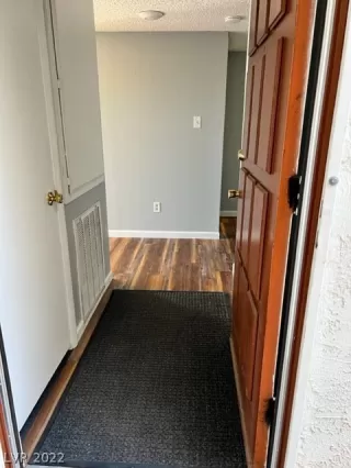 Photo #1: 2455055 Listing 