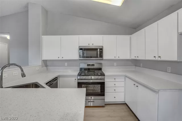 MLS: 2455126 Condo For Sale