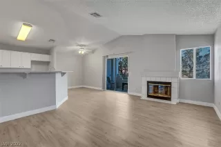 Photo #1: 2455126 Listing 