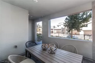 Photo #3: 2455146 Listing 