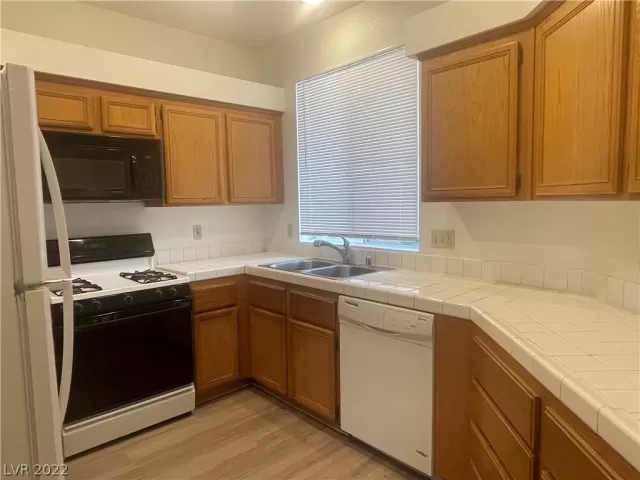 MLS: 2455154 Condo For Sale