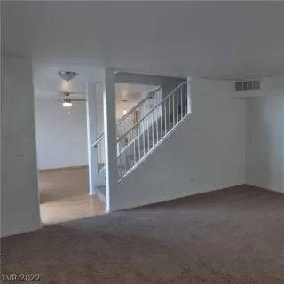 Photo #2: 2455183 Listing 