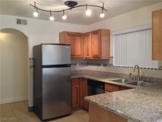 Photo #1: 2455357 Listing 