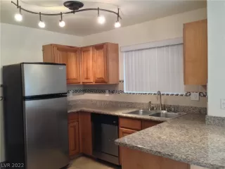 Photo #2: 2455357 Listing 