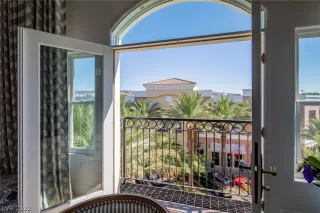 Photo #3: 2455372 Listing 