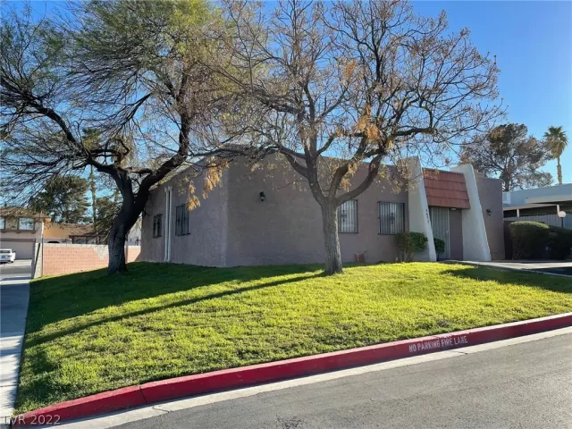 MLS: 2455387 Condo For Sale