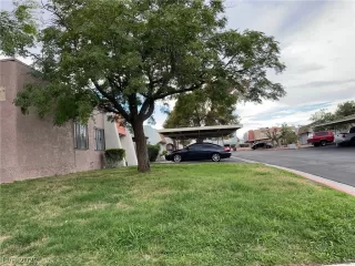 Photo #1: 2455387 Listing 