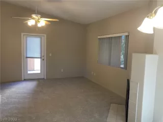 Photo #5: 2455393 Listing 