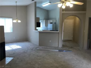 Photo #6: 2455393 Listing 