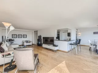 Photo #5: 2455394 Listing