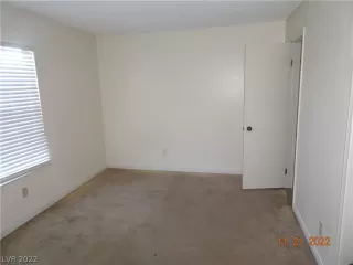 Photo #5: 2455399 Listing 