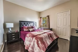 Photo #6: 2455406 Listing 