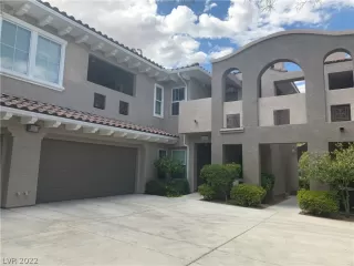 Photo #1: 2455416 Listing 