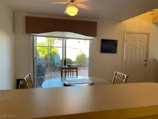 Photo #6: 2455430 Listing