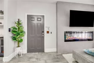 Photo #2: 2455461 Listing