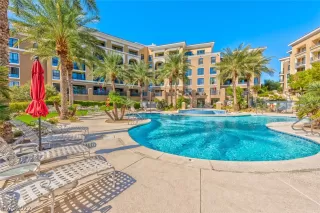 Photo #2: 2455486 Listing 