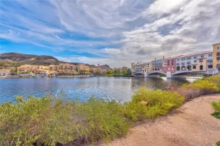 Photo #3: 2455486 Listing 