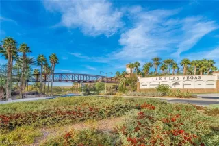 Photo #5: 2455486 Listing 