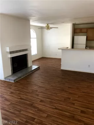 Photo #1: 2455516 Listing 