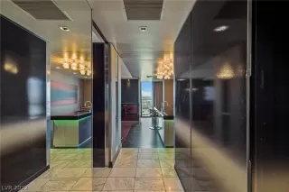 Photo #3: 2455526 Listing