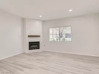 Photo #5: 2455566 Listing 