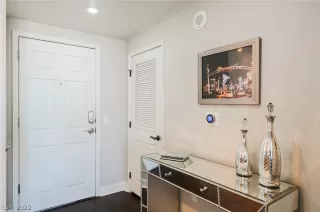 Photo #3: 2455567 Listing 