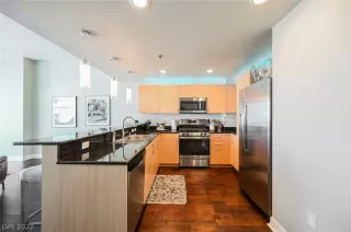 Photo #5: 2455567 Listing 