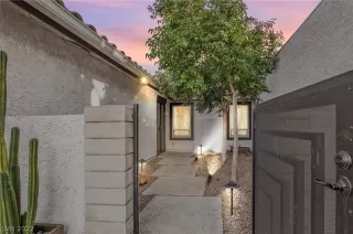 Photo #2: 2455576 Listing