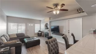 Photo #6: 2455586 Listing