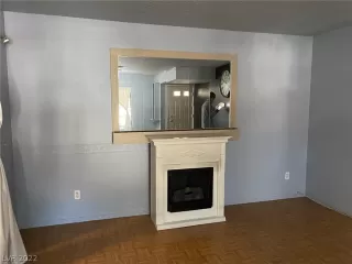 Photo #2: 2455659 Listing 