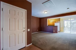 Photo #1: 2455673 Listing 