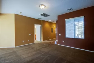 Photo #4: 2455673 Listing 