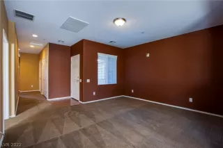 Photo #5: 2455673 Listing 