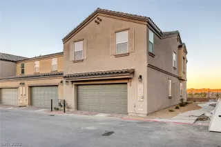 Photo #2: 2455689 Listing 